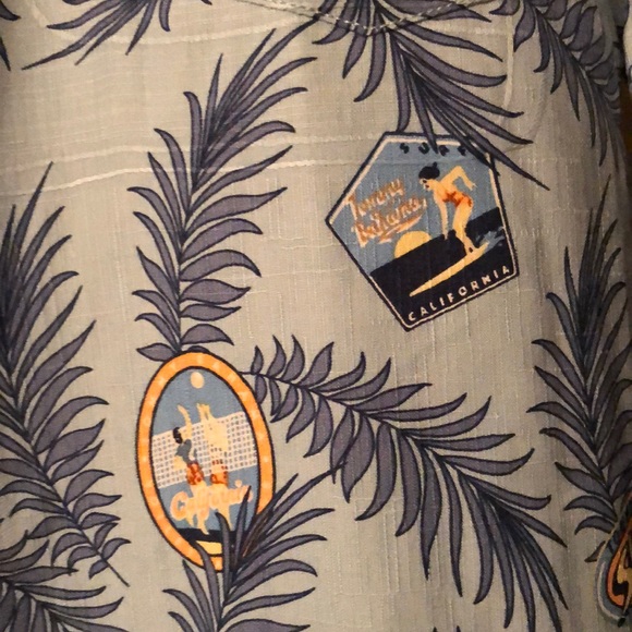 Tommy Bahama casual shirt - Picture 2 of 3